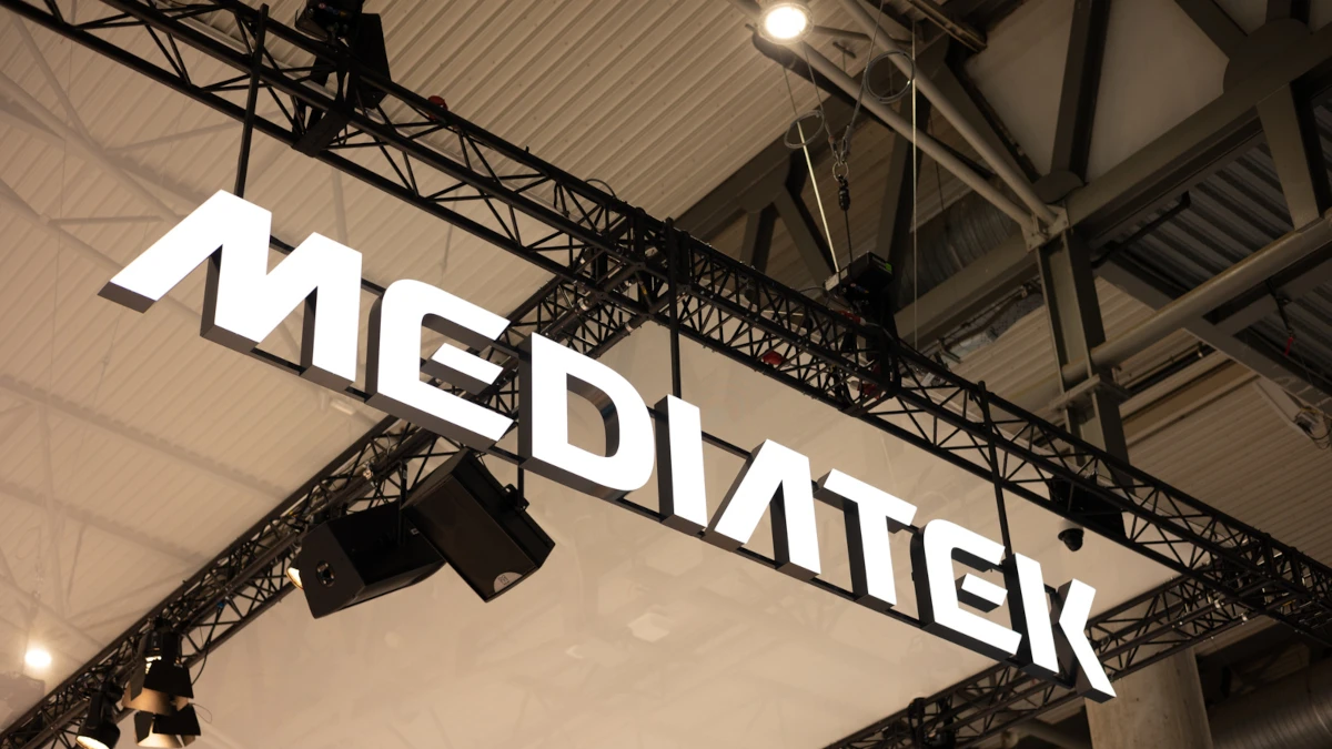 Mediatek porta l’alta velocità sui fascia media