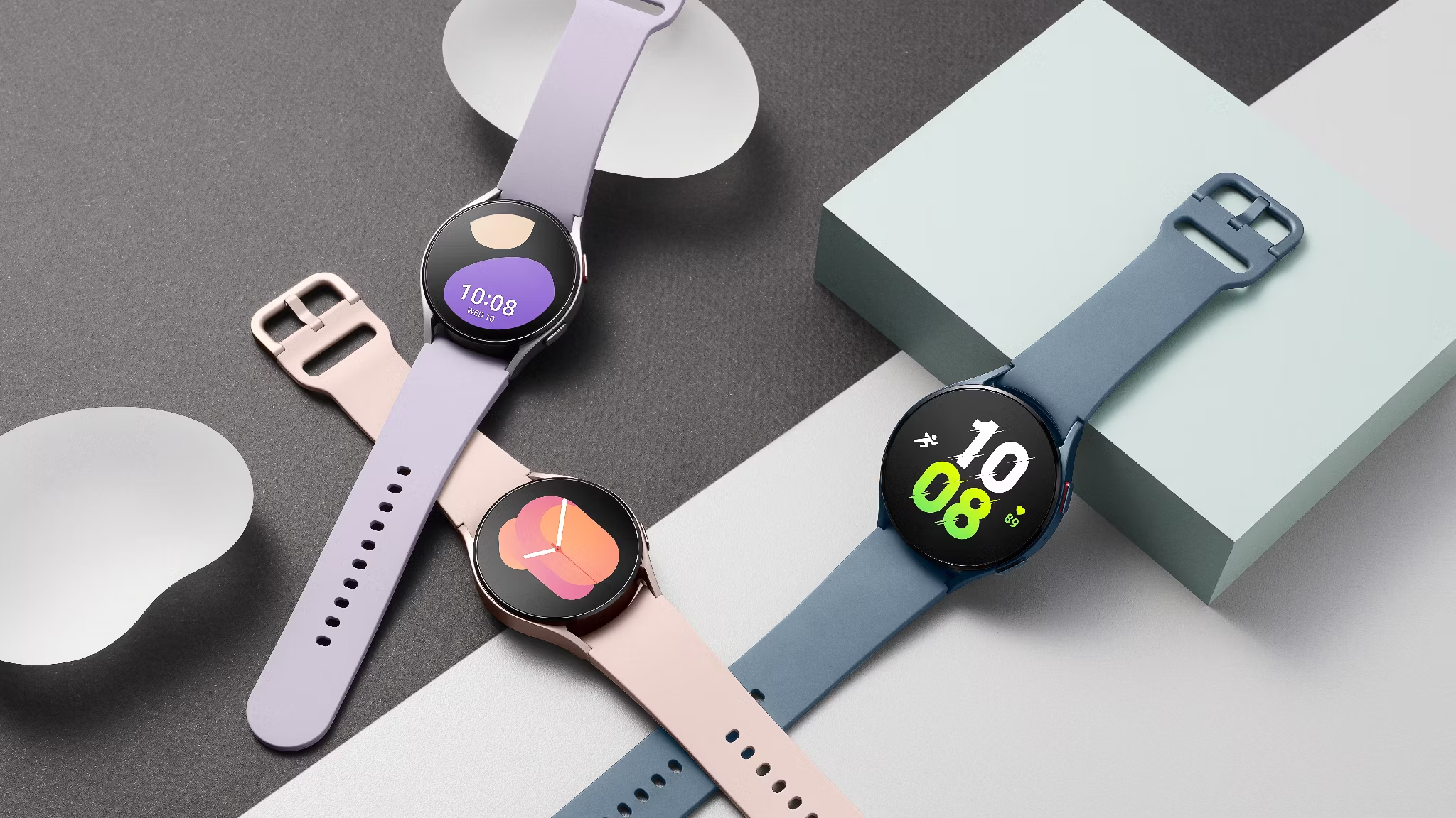 Samsung: ritorno al design squadrato per i Watch?