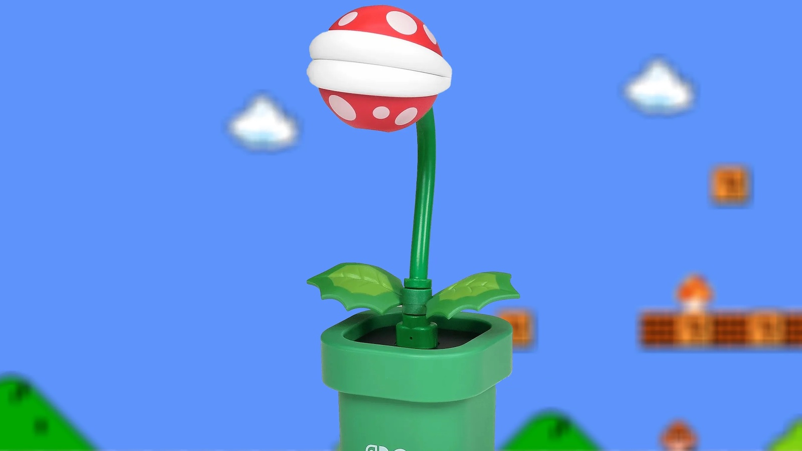 Occhio alla webcam a forma di Pianta Piranha prodotta da Hori per Nintendo Switch 2